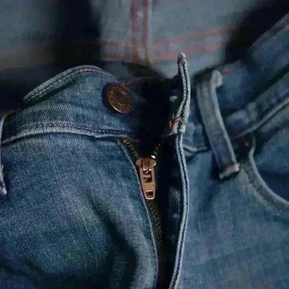 Women's Levi's 505 Straight size 28 - Picture 6 of 9